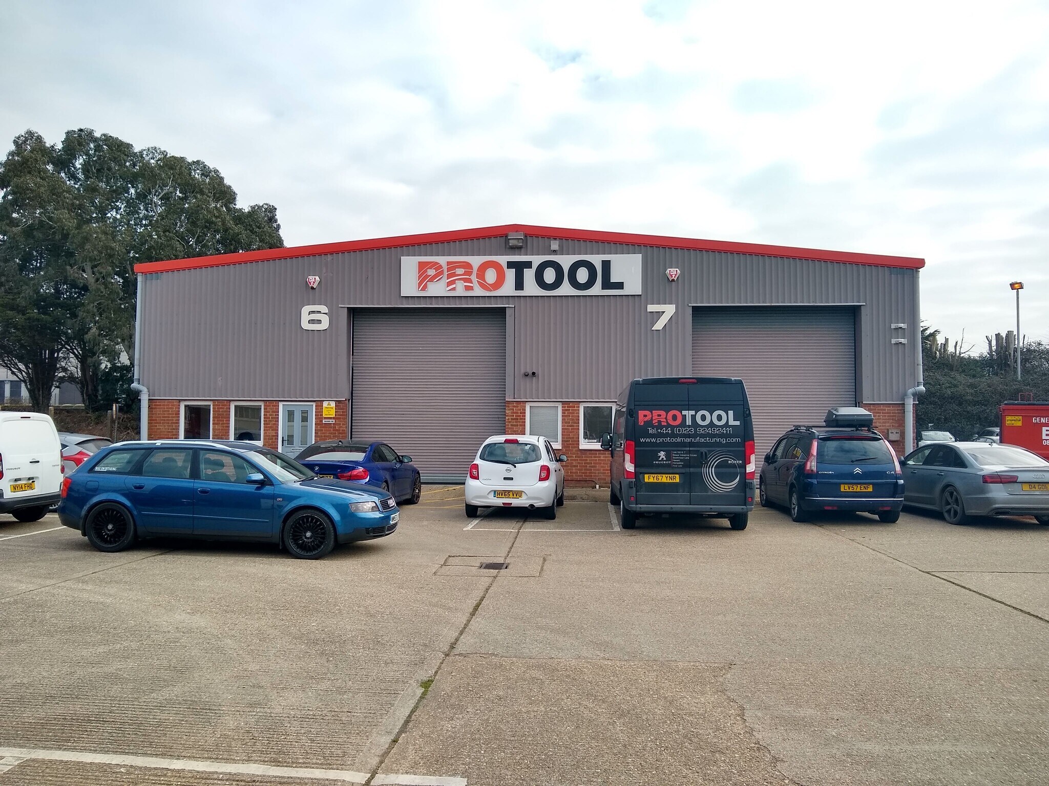 Southmoor Ln, Havant for sale Primary Photo- Image 1 of 1