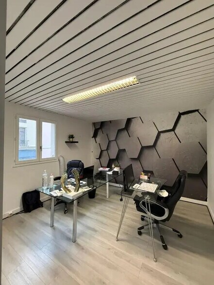 Office in Puteaux to rent - Interior Photo - Image 3 of 6