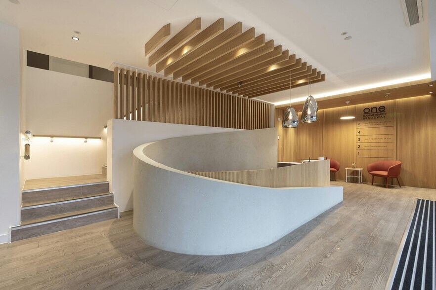 1 Hammersmith Broadway, London to rent - Building Photo - Image 2 of 8