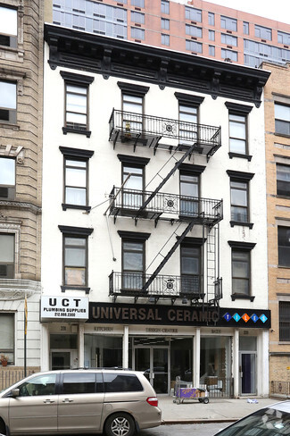 More details for 231-233 E 33rd St, New York, NY - Retail for Rent