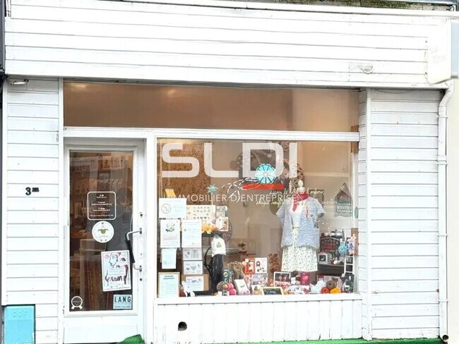 Vente Commerce 77 m²