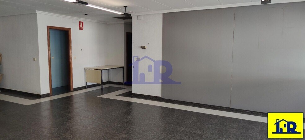 Industrial in Cuenca, Cuenca to rent - Interior Photo - Image 3 of 7