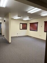 1501 S Greeley Hwy, Cheyenne, WY for rent Interior Photo- Image 1 of 13