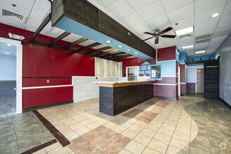 1850 Ridgewood Ave, Holly Hill, FL for rent Interior Photo- Image 2 of 8