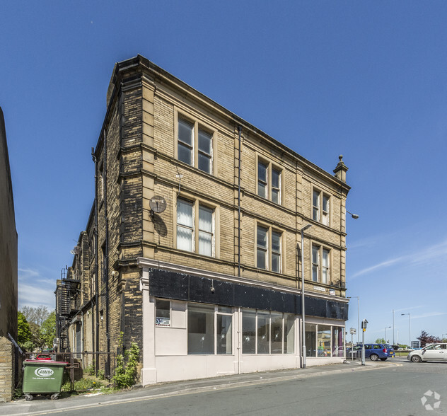 77 Westgate, Bradford for rent - Building Photo - Image 2 of 2