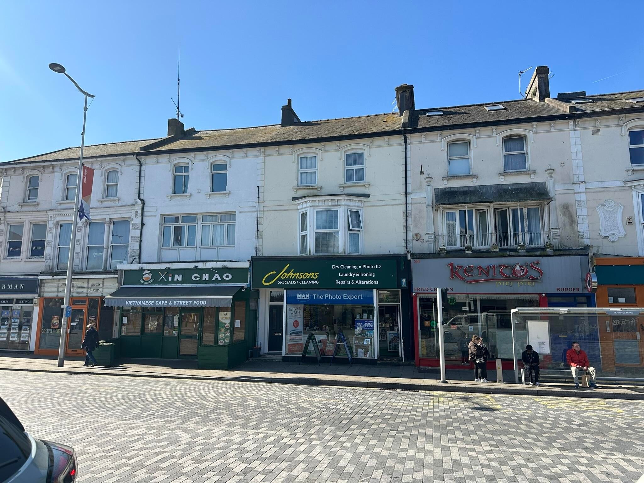 36 Terminus Rd, Eastbourne to rent Building Photo- Image 1 of 14