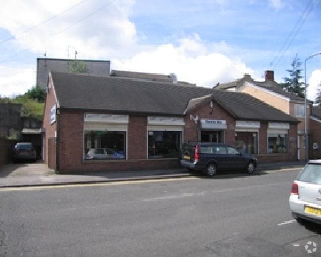 7 Doncaster Rd, Barnsley for sale Primary Photo- Image 1 of 1