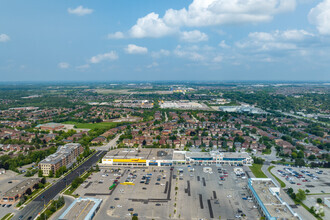 10909 Yonge St, Richmond Hill, ON - aerial  map view