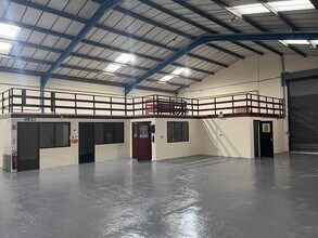 Trecenydd Industrial Estate, Caerphilly to rent Interior Photo- Image 1 of 4