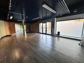 1-2 Market St, Carlisle to rent Interior Photo- Image 2 of 7