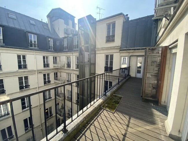 Location Bureaux 92 m²