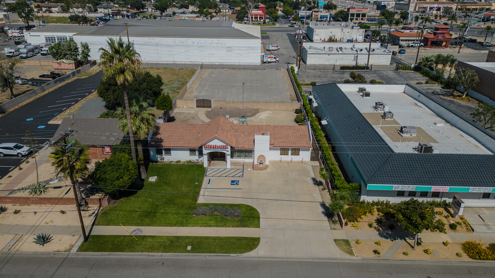 16838 Ivy Ave, Fontana, CA for sale - Building Photo - Image 2 of 19