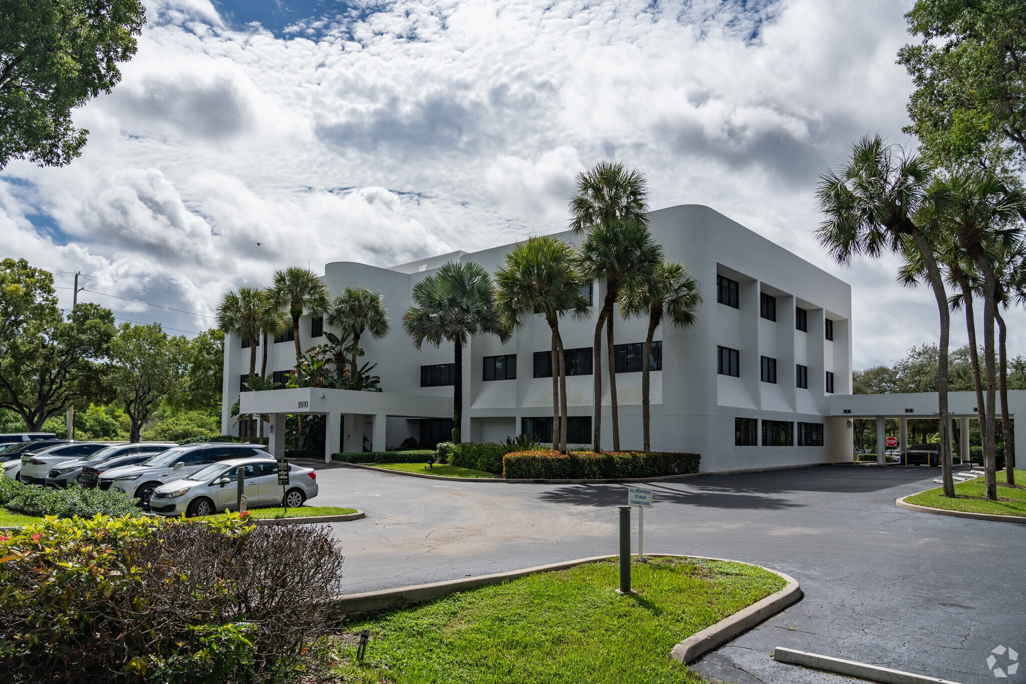 1800 NW Corporate Blvd, Boca Raton, FL for sale Primary Photo- Image 1 of 1