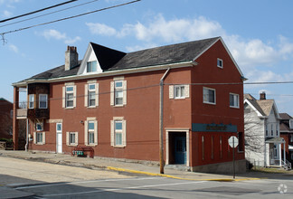 494 Center Ave, Verona, PA for rent Primary Photo- Image 1 of 3