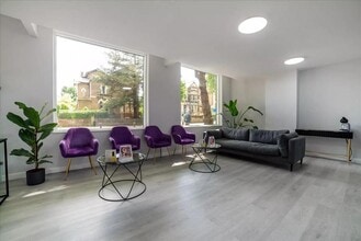538 Chiswick High Rd, London to rent Interior Photo- Image 1 of 3