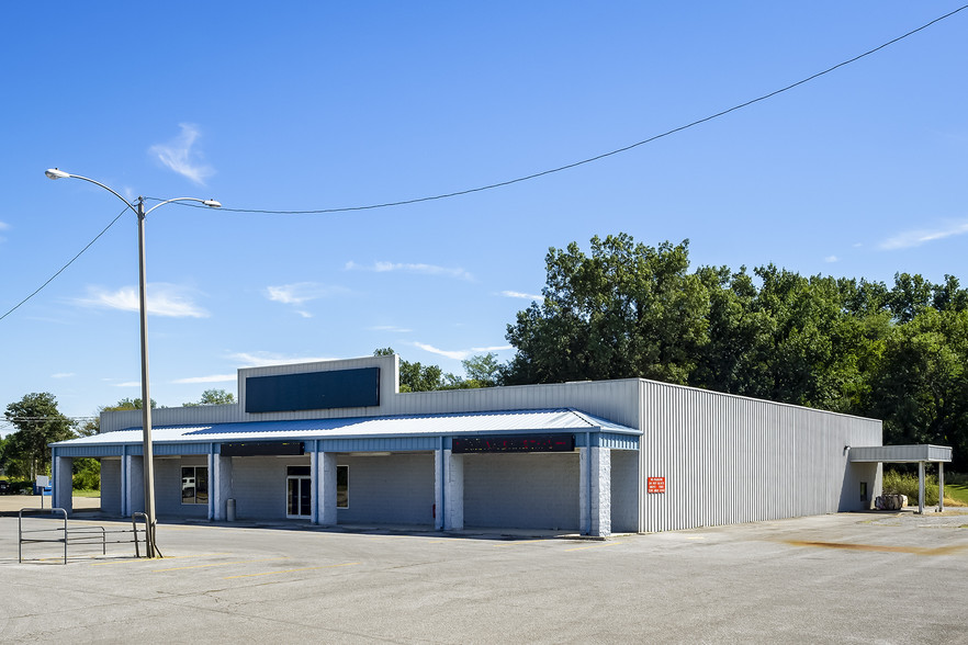 1021 Us Highway 45 N, Eldorado, IL for sale - Building Photo - Image 1 of 1