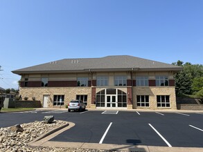 500 Chieftain St, Osceola, WI for rent Building Photo- Image 1 of 23