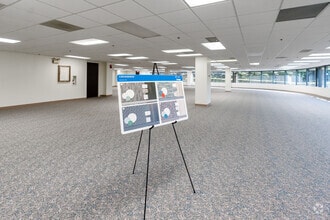 2828 Croasdaile Dr, Durham, NC to rent Interior Photo- Image 2 of 4