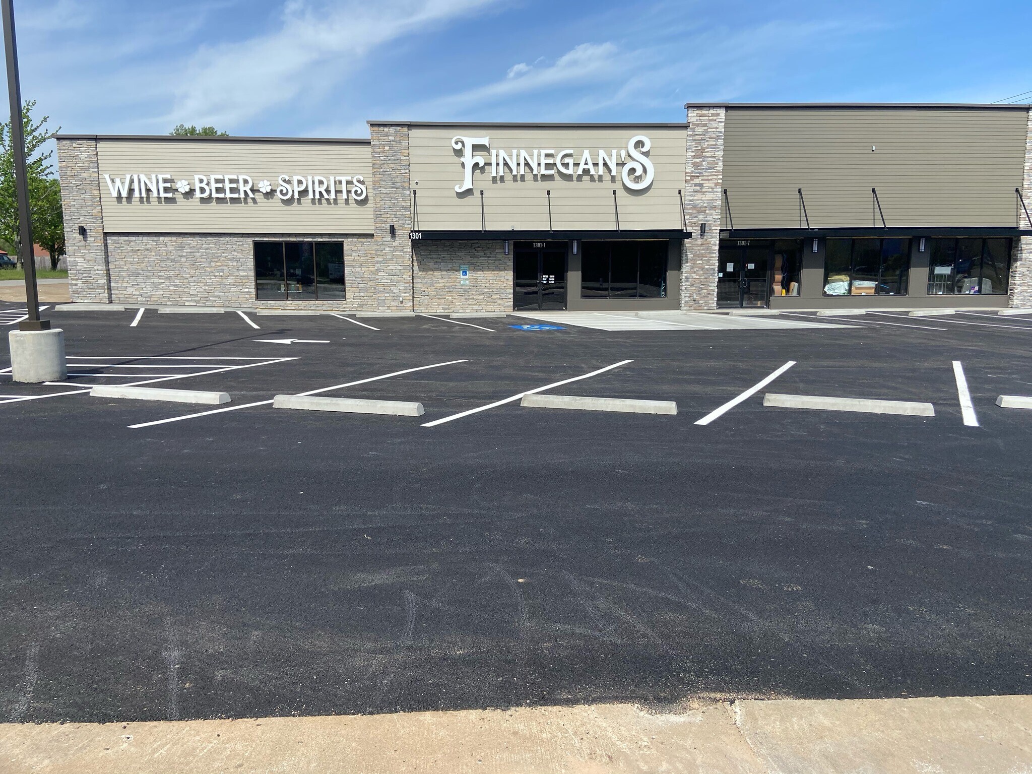 1301 N Walton Blvd, Bentonville, AR for sale Building Photo- Image 1 of 1