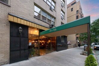 350 E 52nd St, New York, NY for sale Building Photo- Image 1 of 1