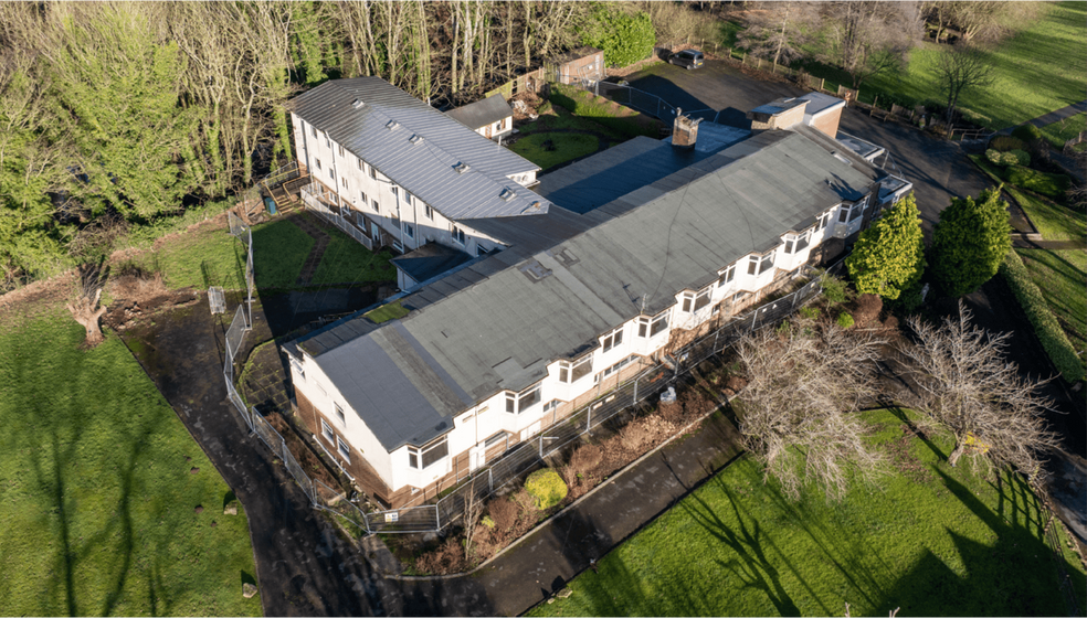School Ln, Skelmersdale for sale - Primary Photo - Image 1 of 1
