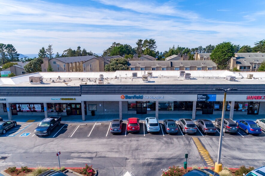 200-250 Fairmont Shopping Ctr, Pacifica, CA for rent - Building Photo - Image 2 of 3