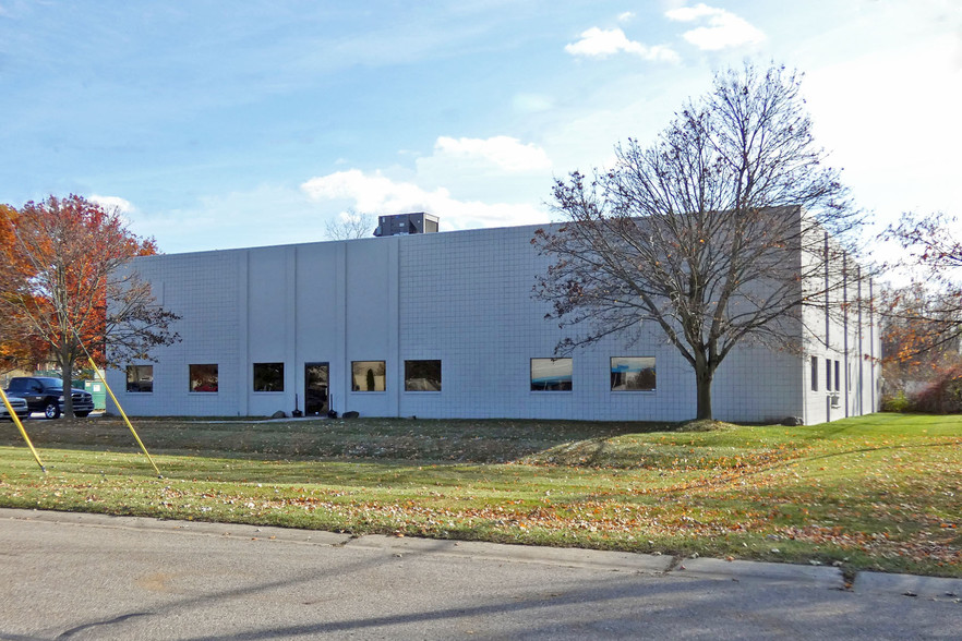 48575 Downing Dr, Wixom, MI for sale - Building Photo - Image 1 of 1