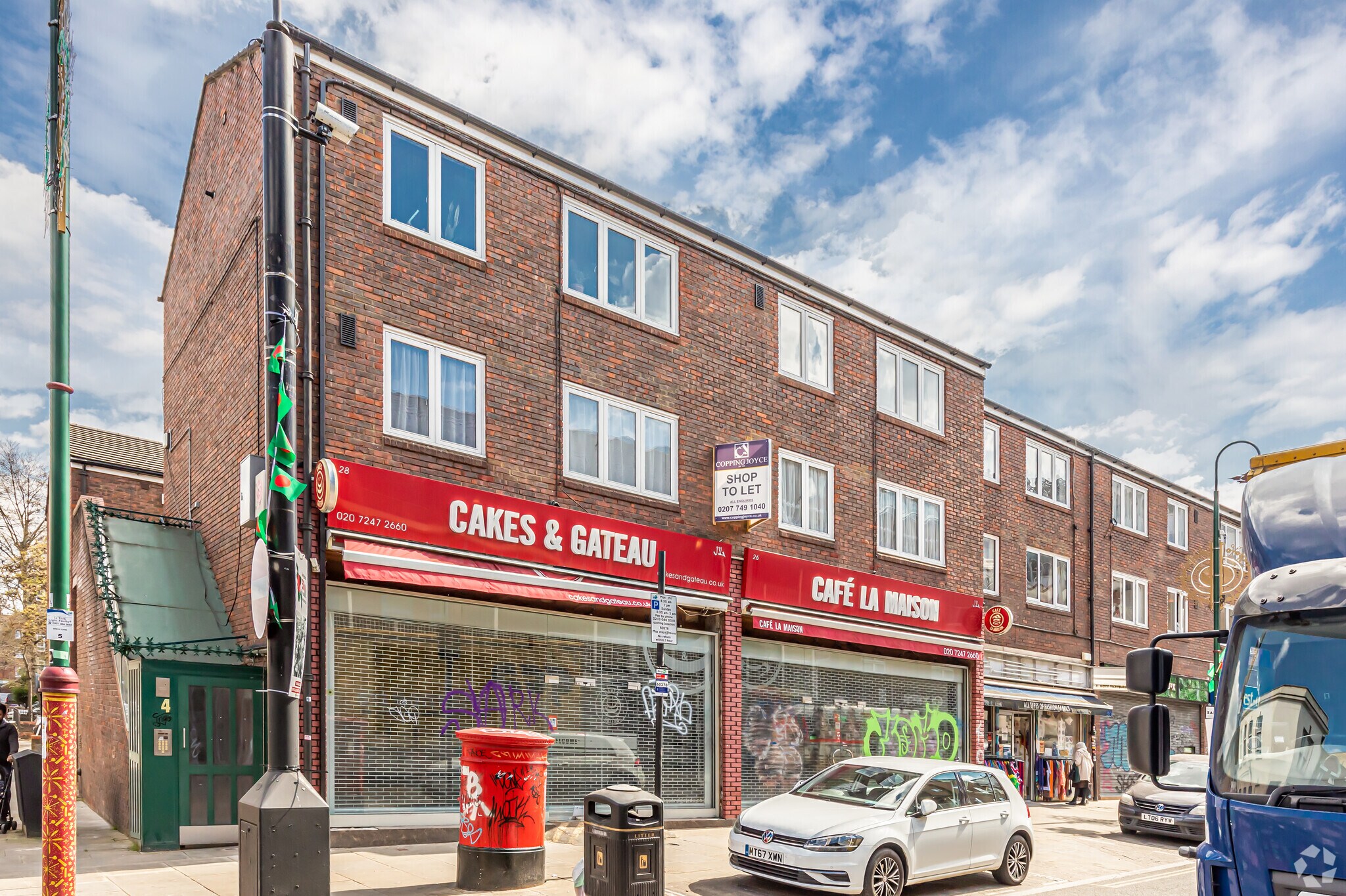 26-28 Brick Ln, London for sale Primary Photo- Image 1 of 1