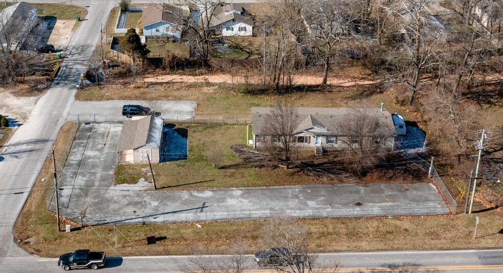 100 W 1st St, Centerton, AR for sale - Building Photo - Image 1 of 3