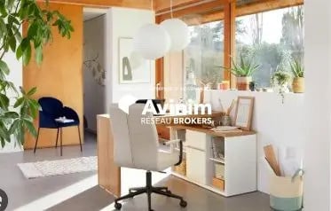 Office in Vincennes to rent - Building Photo - Image 2 of 6