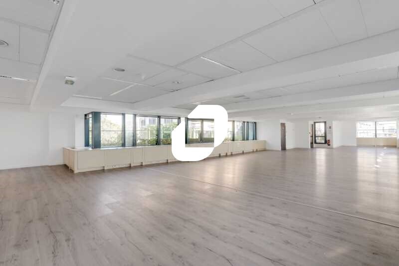 2 Bis Rue De Villiers, Levallois-Perret to rent Interior Photo- Image 1 of 24