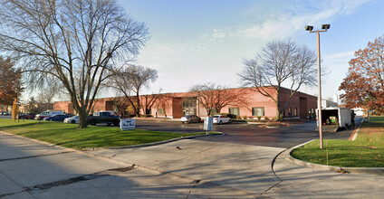 396 W Fenton Ln, West Chicago, IL for rent Building Photo- Image 2 of 9