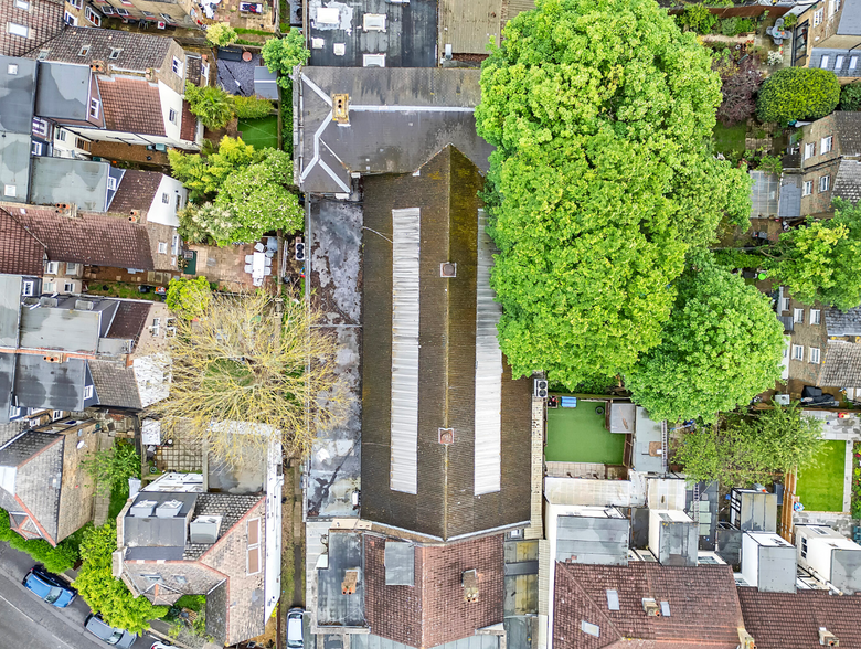 26 Estreham Rd, London for sale - Aerial - Image 2 of 5