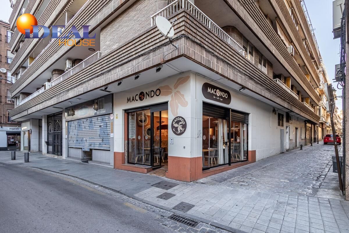 Retail in Granada, Granada for sale Building Photo- Image 1 of 17