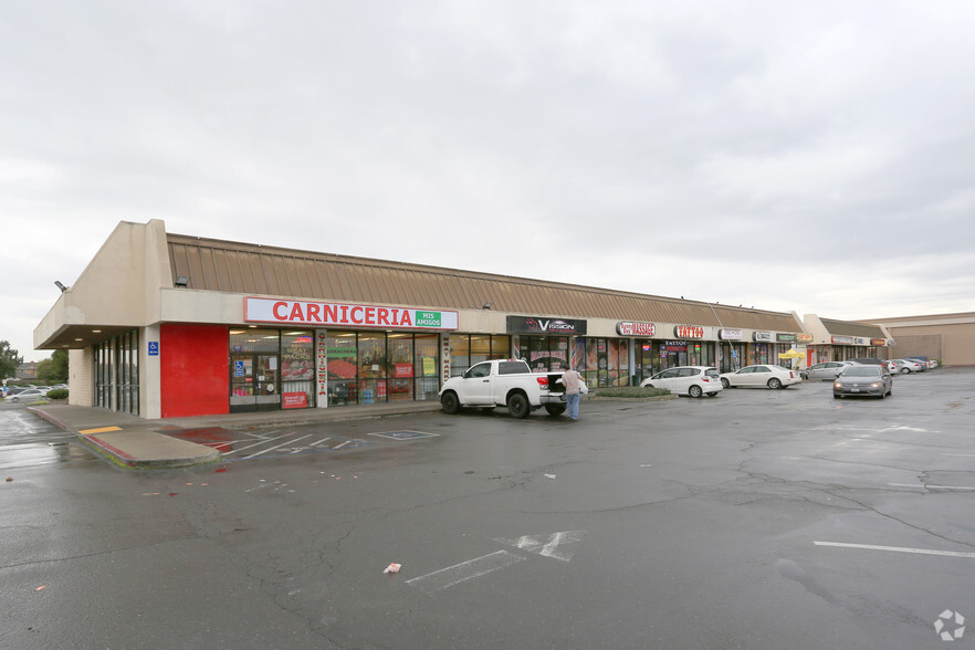 7244-7260 Franklin Blvd, Sacramento, CA for rent - Building Photo - Image 2 of 5