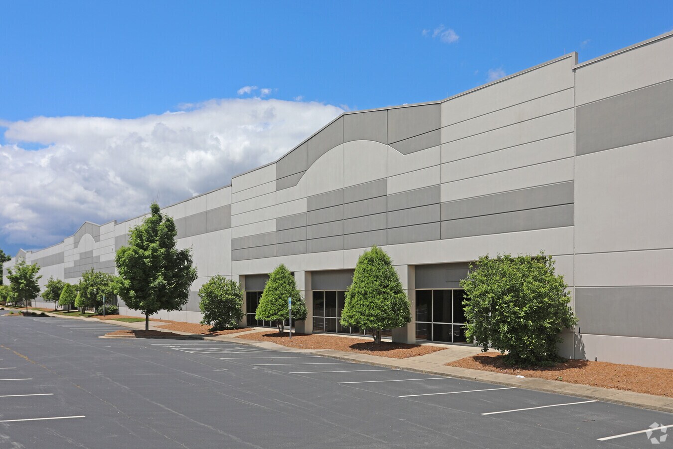 486 Gallimore Dairy Rd, Greensboro 27409 Warehouse III