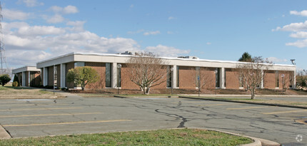 2730 Tucker St, Burlington, NC for sale Primary Photo- Image 1 of 1