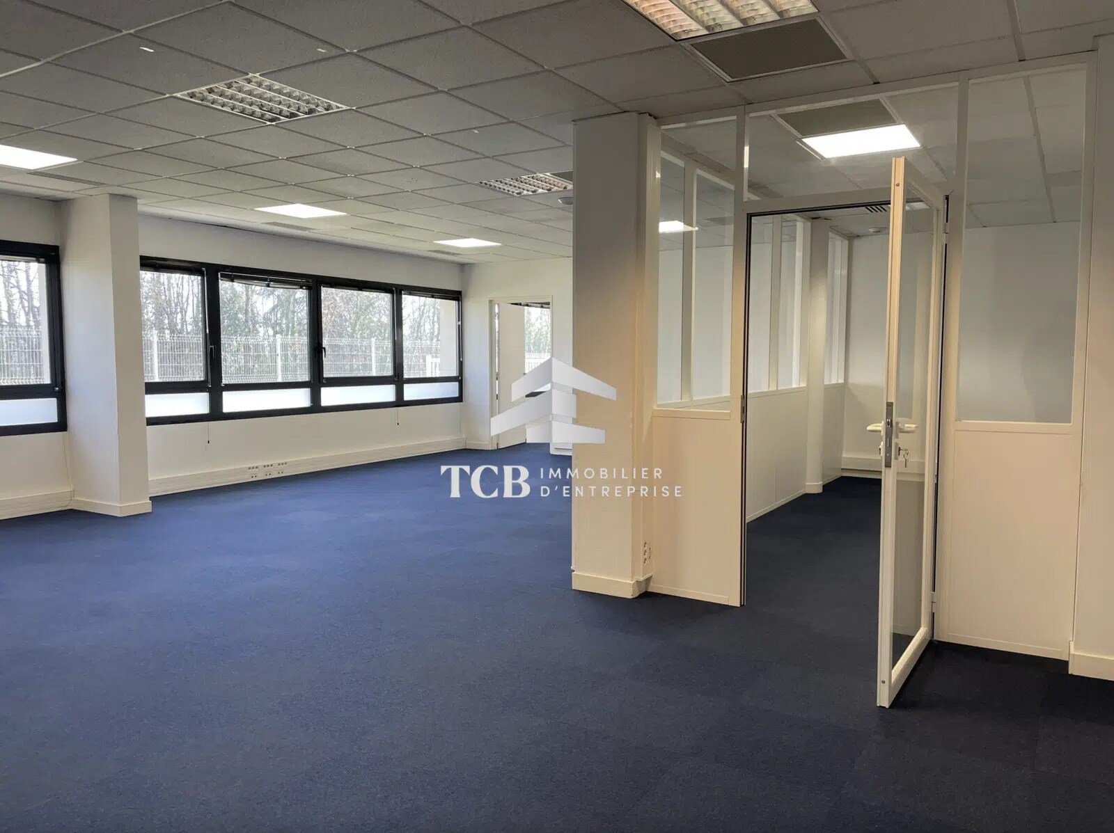 Office in Saint-Herblain to rent Interior Photo- Image 1 of 10
