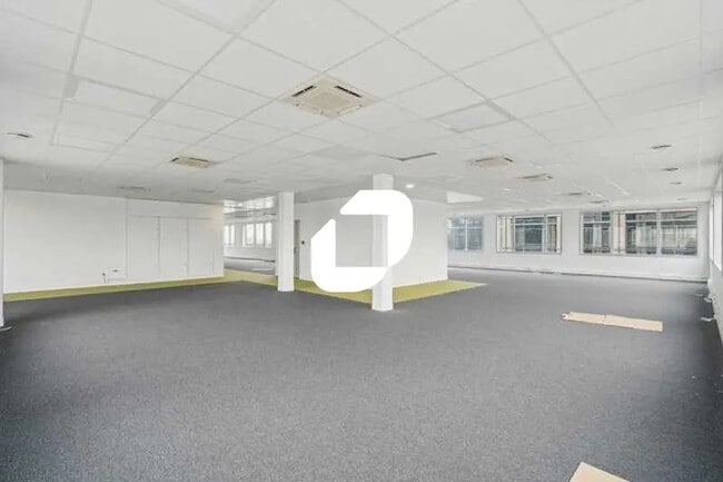 Vente Bureaux 297 m²