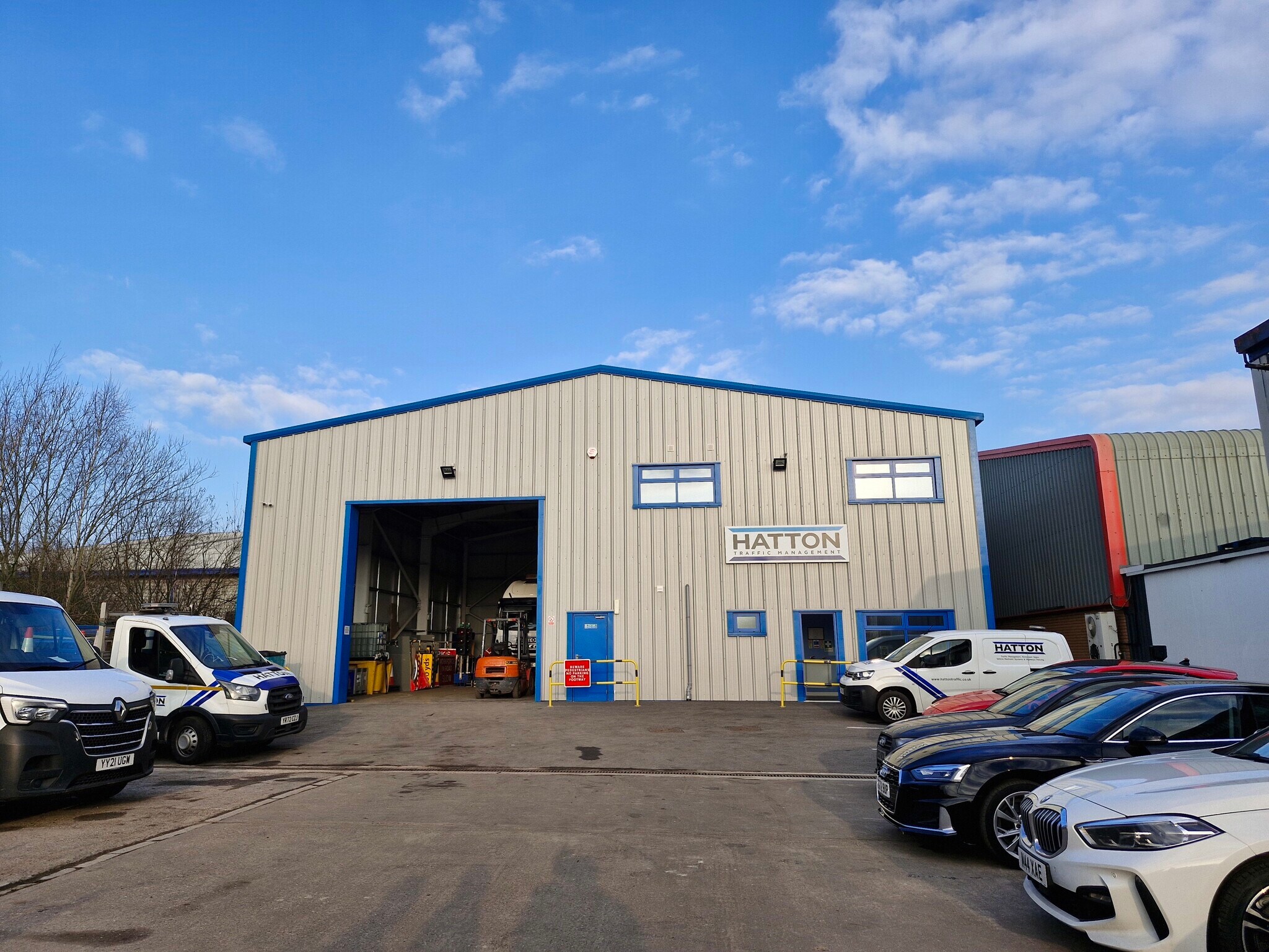 Decoy Bank N, Doncaster for sale Building Photo- Image 1 of 1