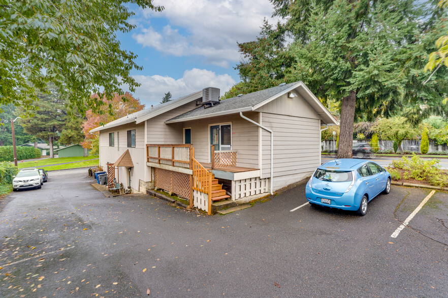 1701 E Evergreen Blvd, Vancouver, WA for sale - Building Photo - Image 3 of 22