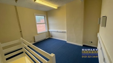 9-9A Gate Ln, Sutton Coldfield to rent Interior Photo- Image 2 of 3