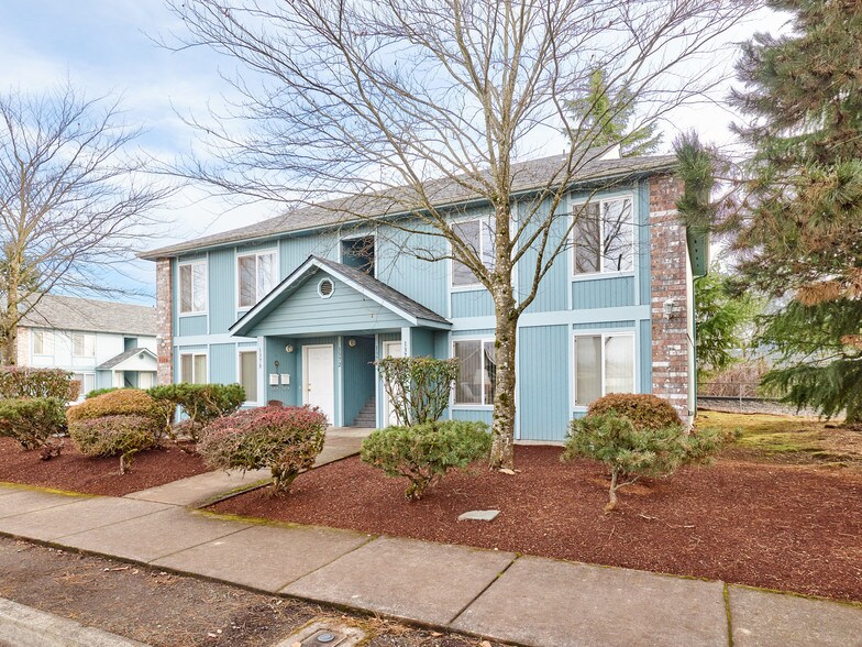 13401374 W Locust St, Stayton 97383 UK