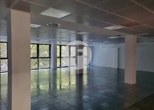 Carrer de Pau Claris, Barcelona, Barcelona to rent Interior Photo- Image 2 of 11