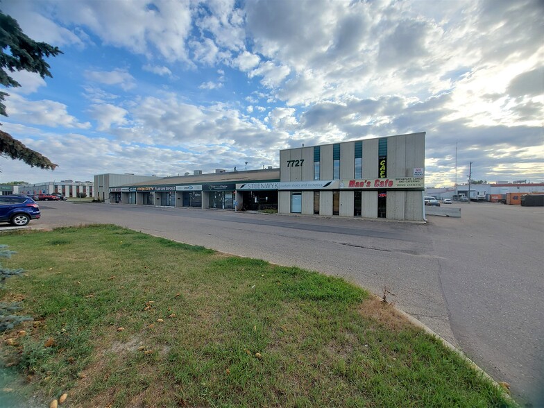 7727 50 Av, Red Deer, AB for sale - Building Photo - Image 2 of 5