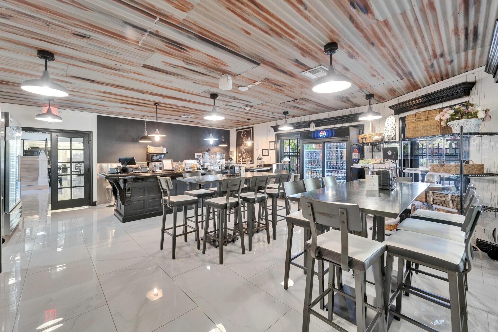 8751 N Himes Ave, Tampa, FL for sale Building Photo- Image 1 of 1