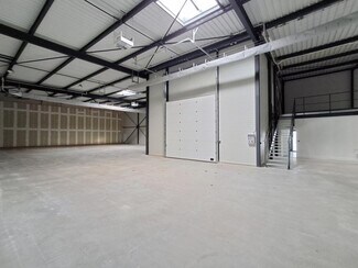More details for Light Industrial to Rent