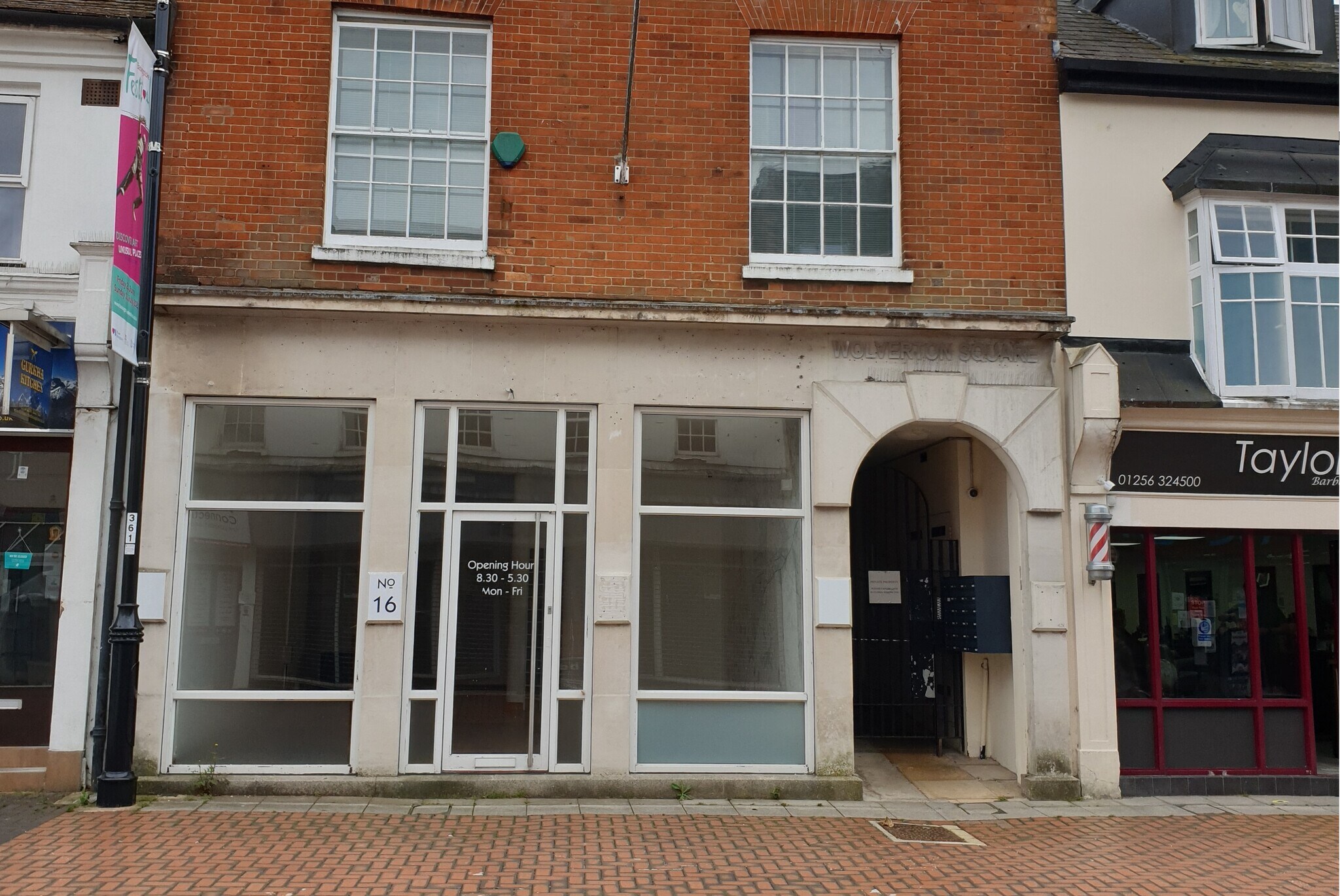 London St, Basingstoke for sale Primary Photo- Image 1 of 1