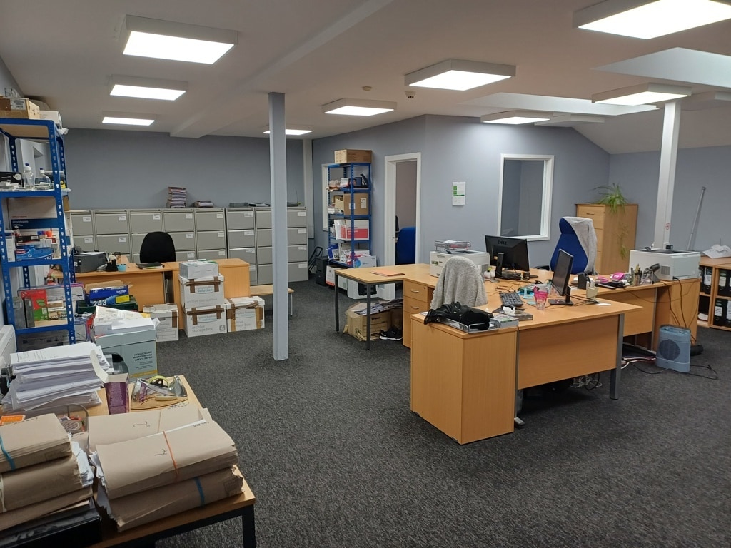 2C Florence Ave, Enfield to rent Interior Photo- Image 1 of 2