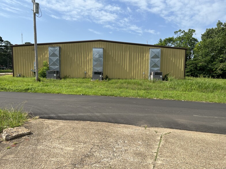 204 S 6th St, Gurdon, AR for sale - Building Photo - Image 2 of 5